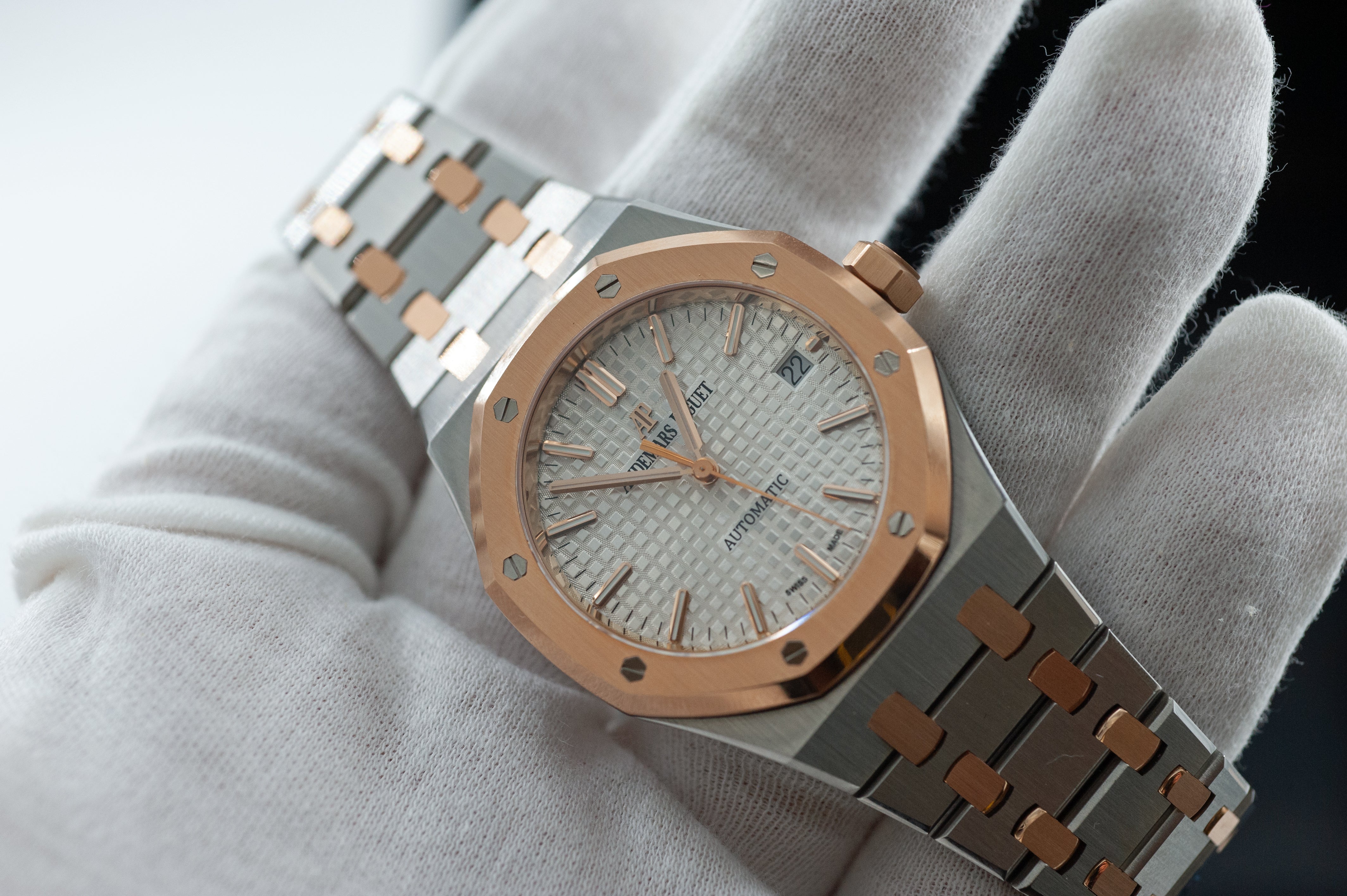 Audemars Piguet Royal Oak self-winding 37 I Ref. : 15450SR I neuwertig I Full Set