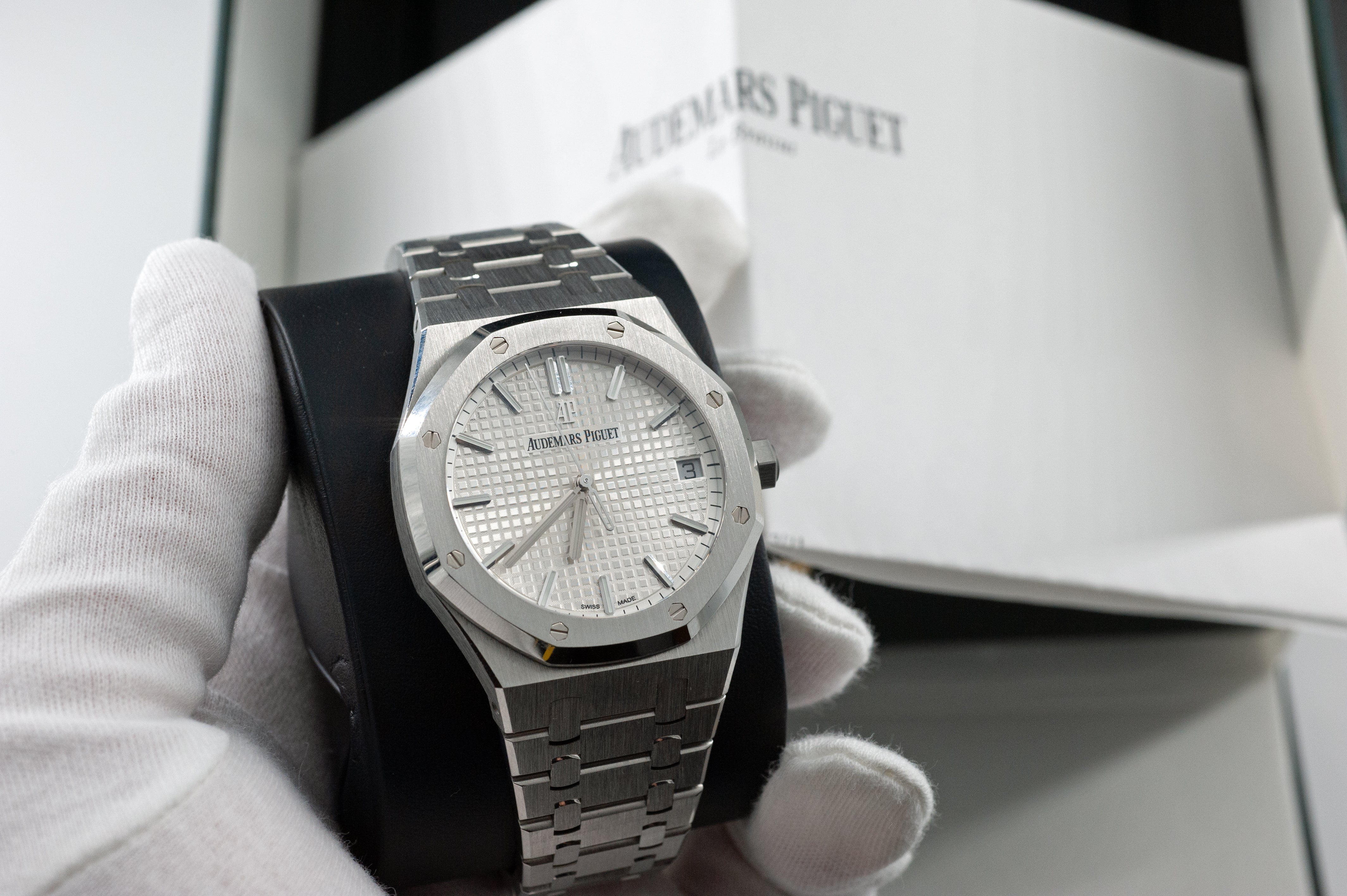 Audemars Piguet Royal Oak I Ref. 15500 ST I neuwertig I 2021 I Full Set incl EKR