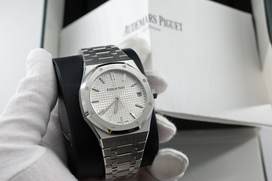 Audemars Piguet Royal Oak I Ref. 15500 ST I neuwertig I 2021 I Full Set incl EKR