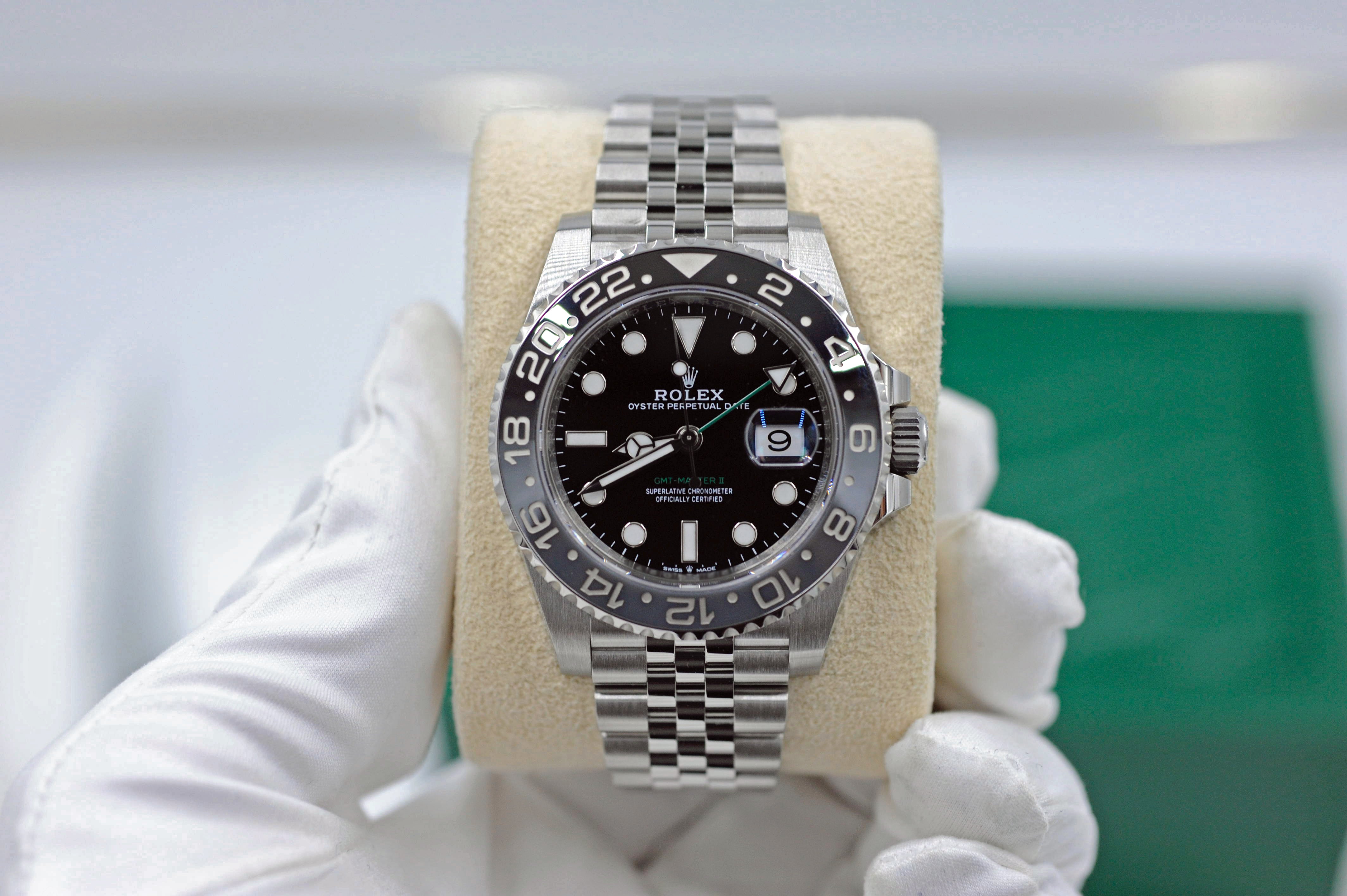 Rolex GMT-Master II 'Bruce Wayne' I Ref. 126710GRNR