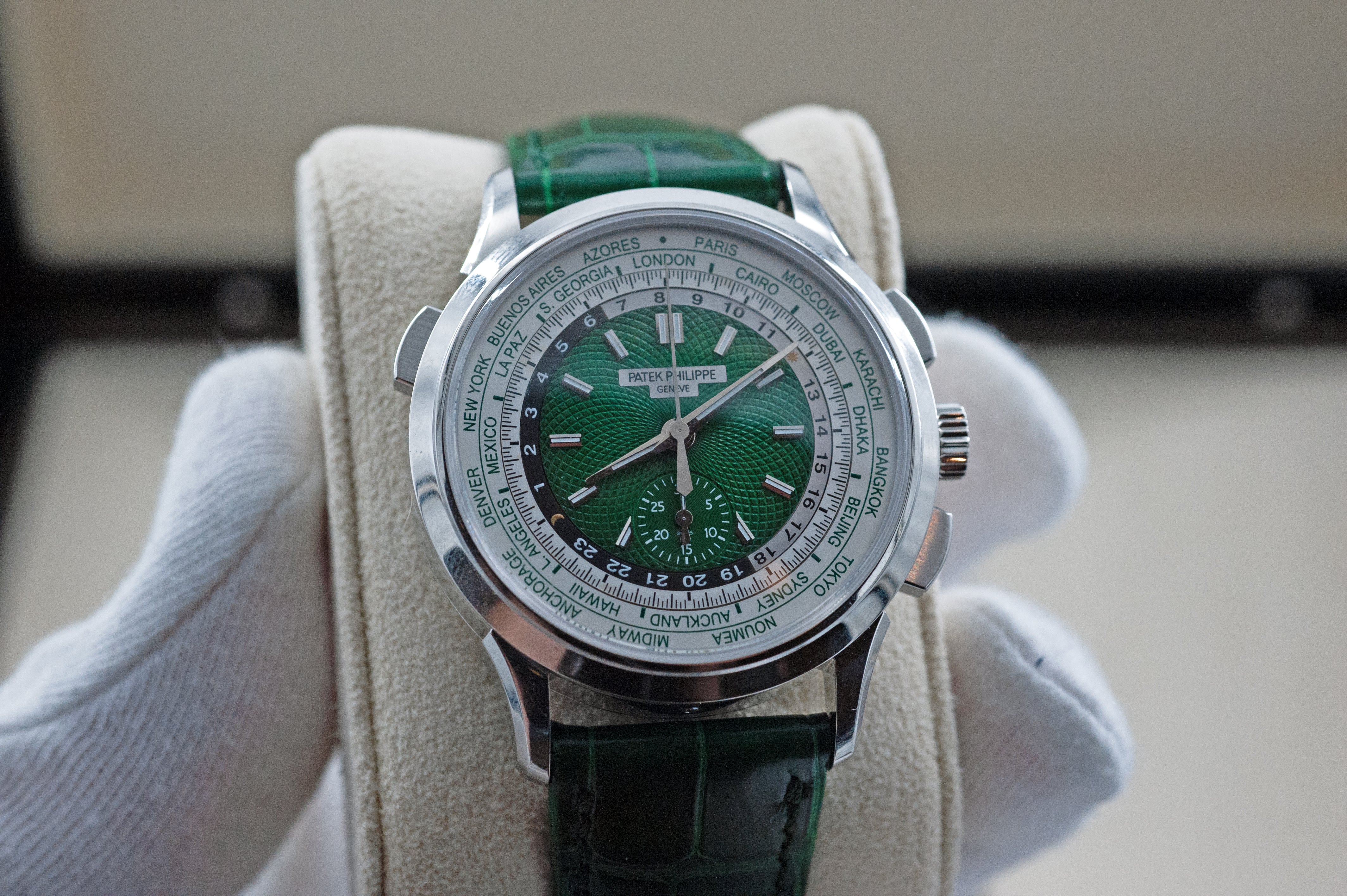 Patek Philippe Worldtime chrono I Ref. 5930P-001 I Full Set I 2025