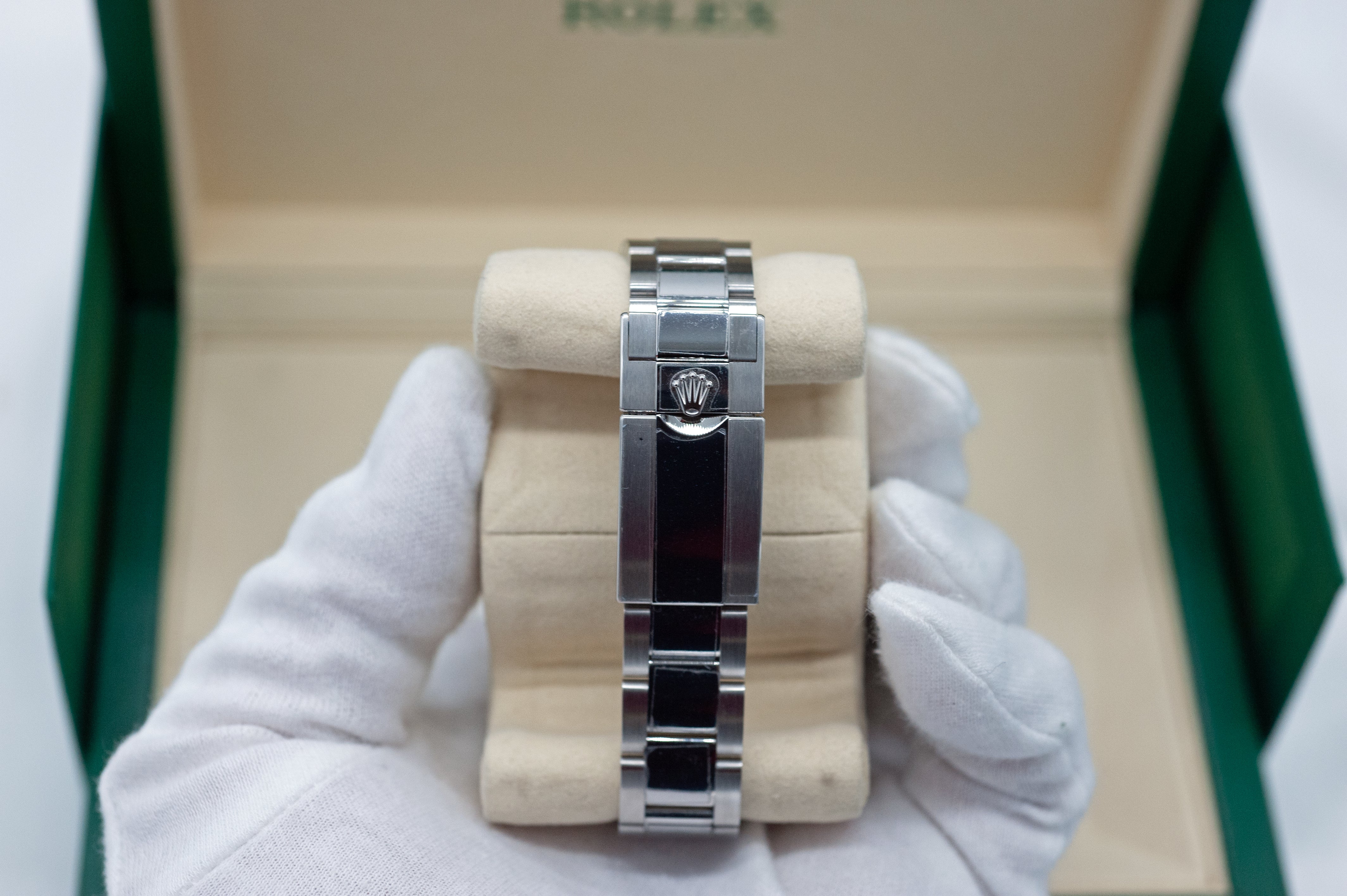 Rolex GMT-Master II 'Bruce Wayne' Oyster I Ref. 126710 GRNR