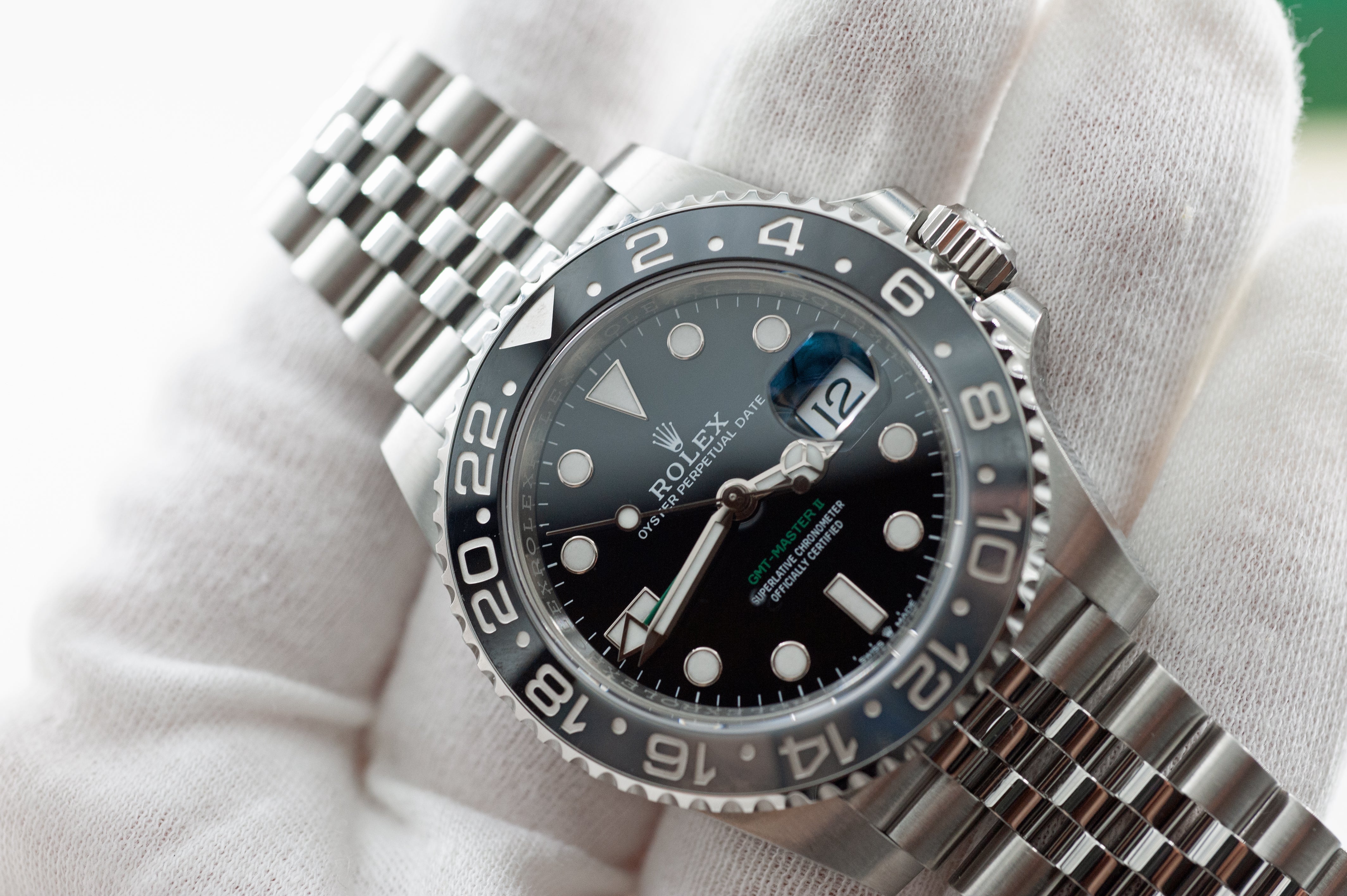 Rolex GMT-Master II 'Bruce Wayne' I Ref. 126710 GRNR I 04/2026 I ungetragen und teilverklebt I Full Set