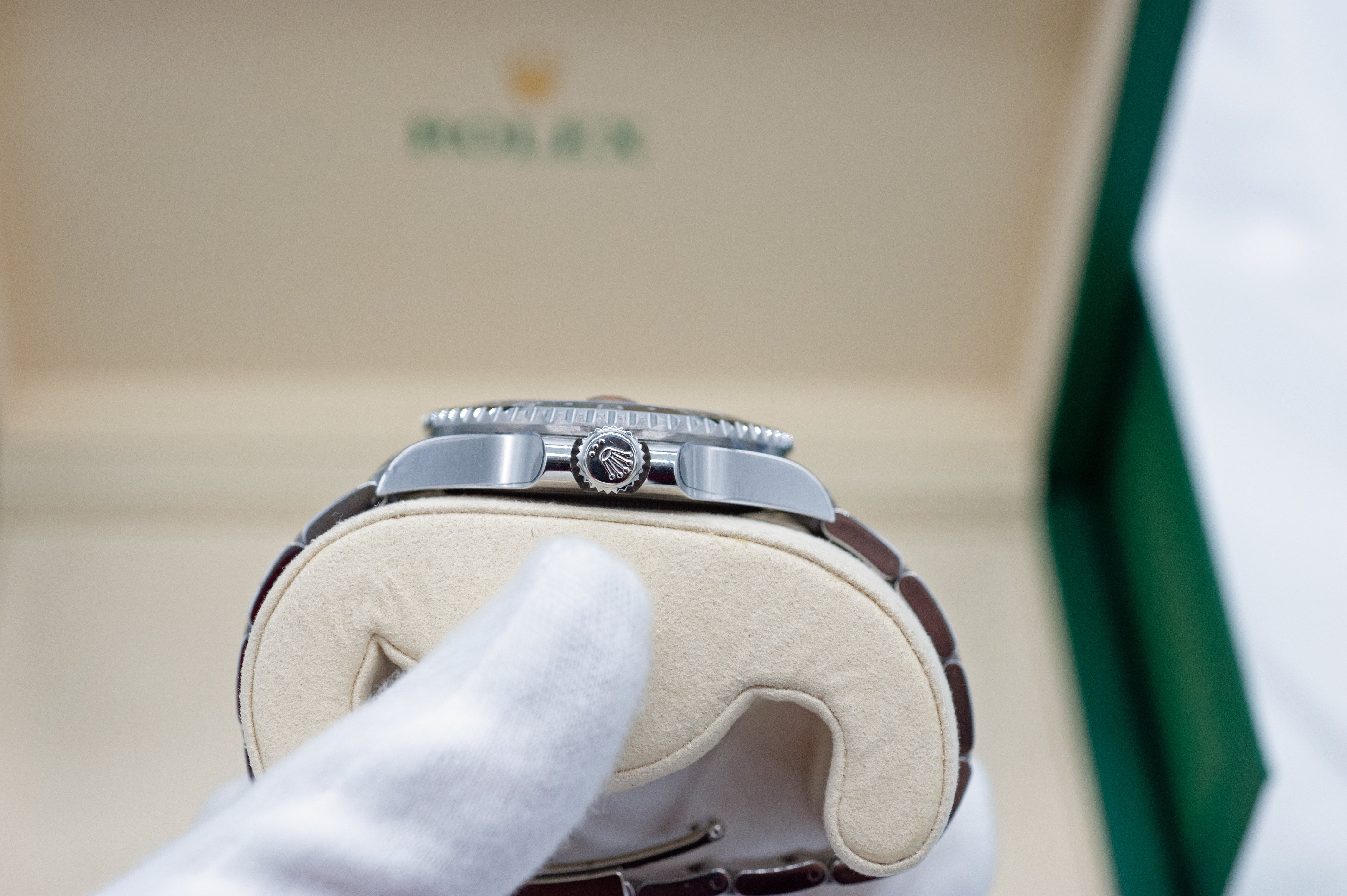 Rolex GMT-Master II 'Bruce Wayne' Oyster I Ref. 126710 GRNR